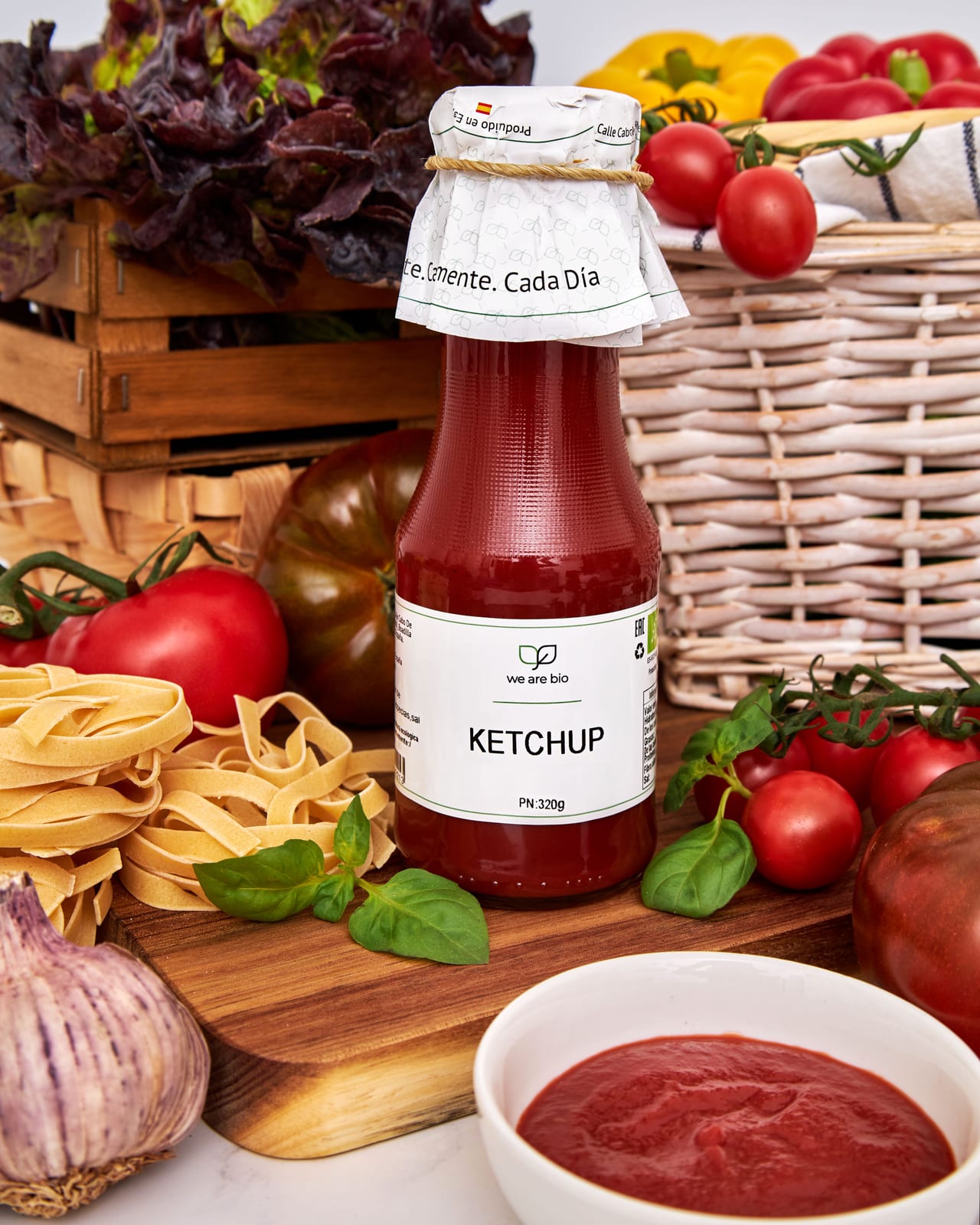 Ketchup de la casa, composición editorial